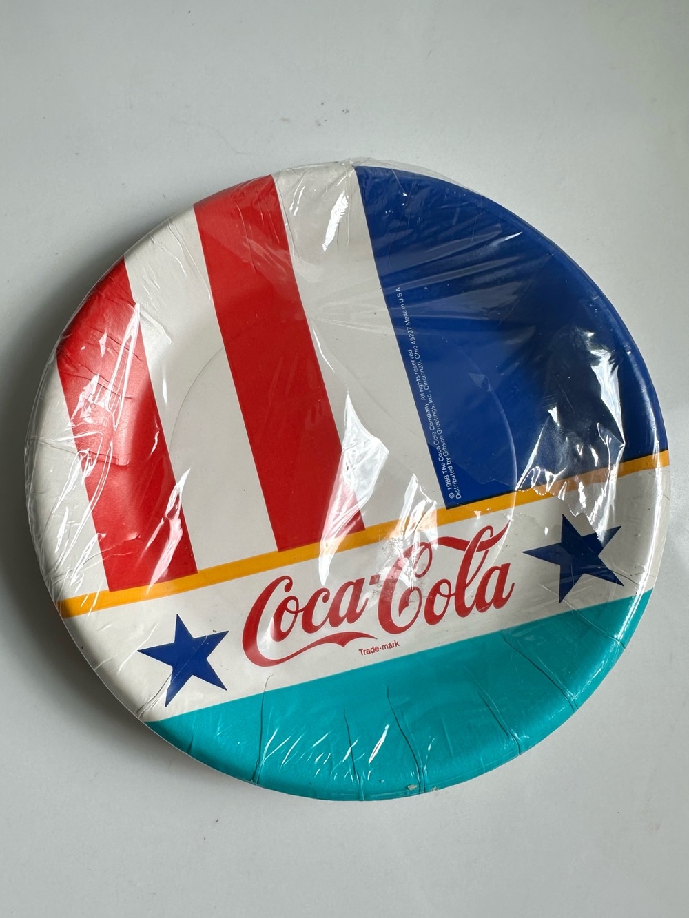 Vintage 1988 Coca-Cola Deep Dish Paper Plates 12 Pack 7”Gibson Greetings NWT